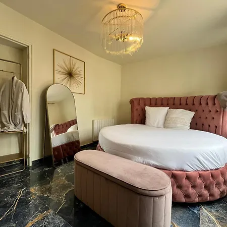 Golden Blue - Jacuzzi *