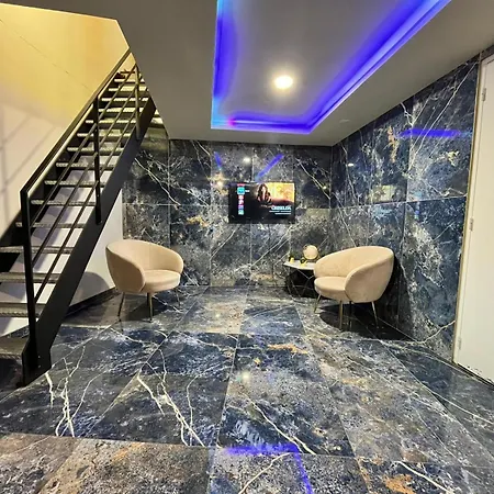 Golden Blue - Jacuzzi Hotel Rouen