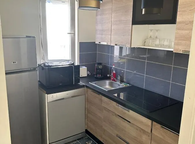 Golden Blue - Jacuzzi *